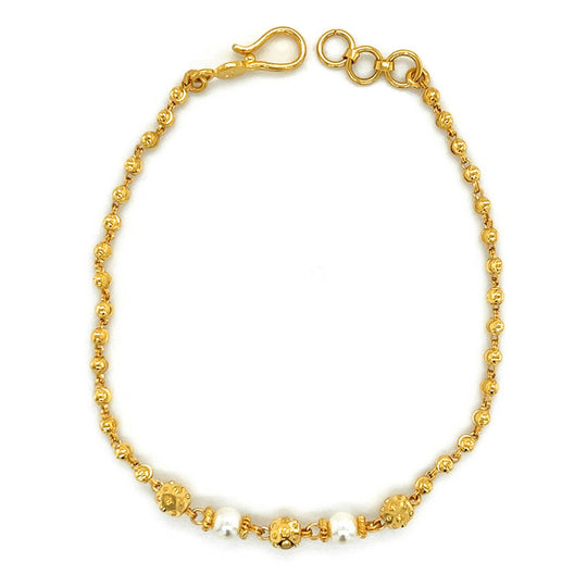 Simple,beautiful charm bracelet in 22kt gold #22ktgold #bracelets