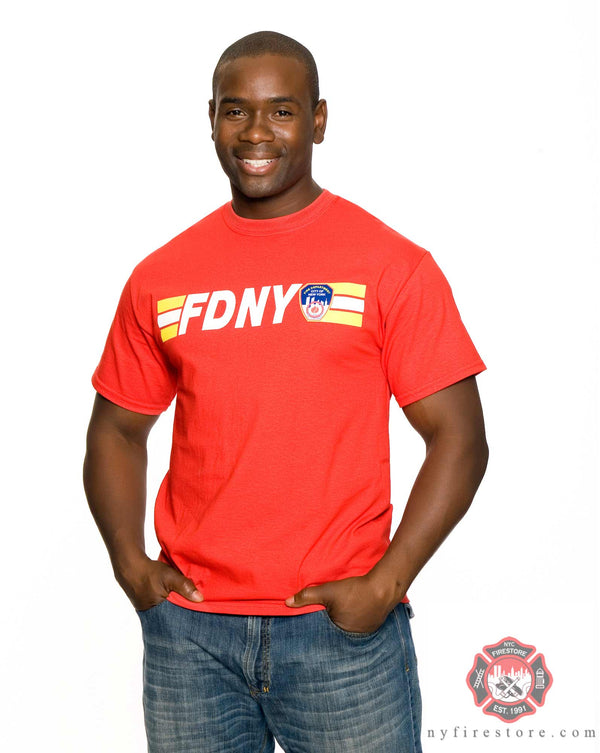 Medic resultaat kin FDNY "Keep Back 200 Feet" Tee Shirt Red