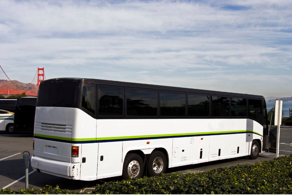Transportation to get to Hallstatt Bus rental for Hallstatt