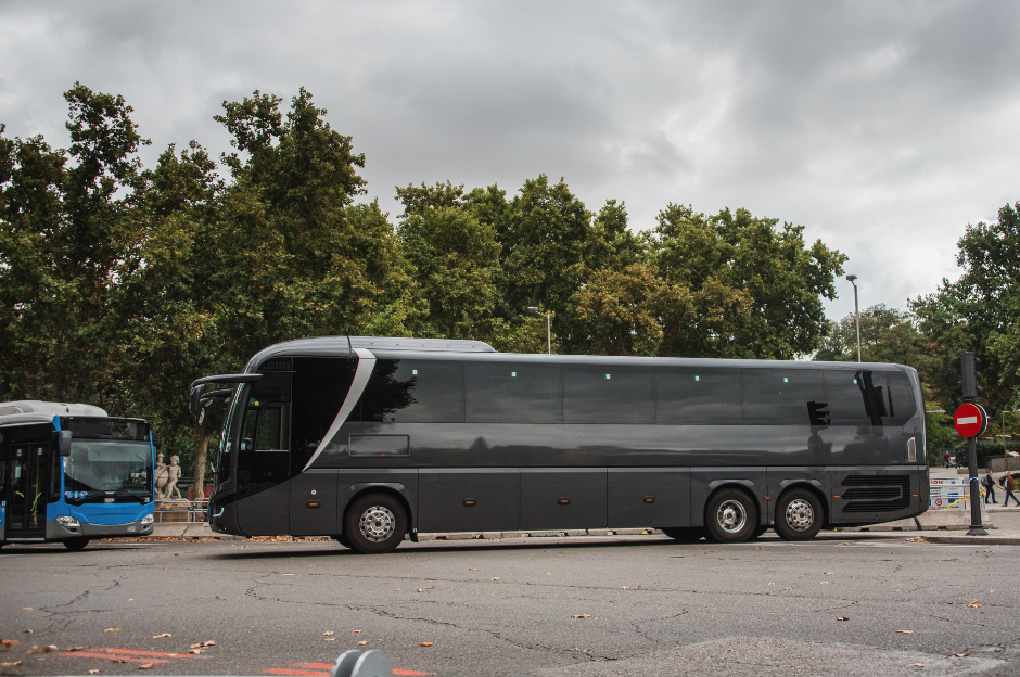 Vehicles to visit St. Polten Bus rental for Sankt Pölten