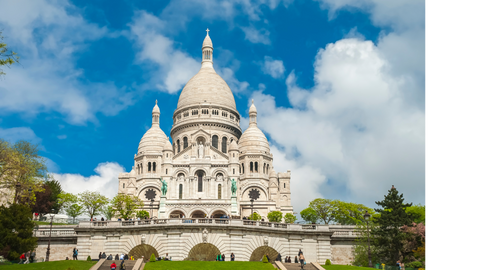 Experience the majesty of the Sacré-Coeur Basilica