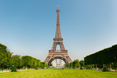 Top 1 - Places to visit in Paris: Eiffel Tower