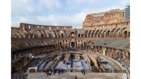 The special architecture of the Roman arena