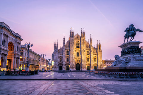 Some of the best places to visit in Milan by bus