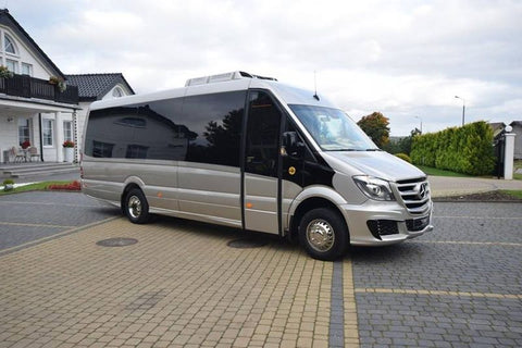 Considerations for choosing a private bus charter Europe