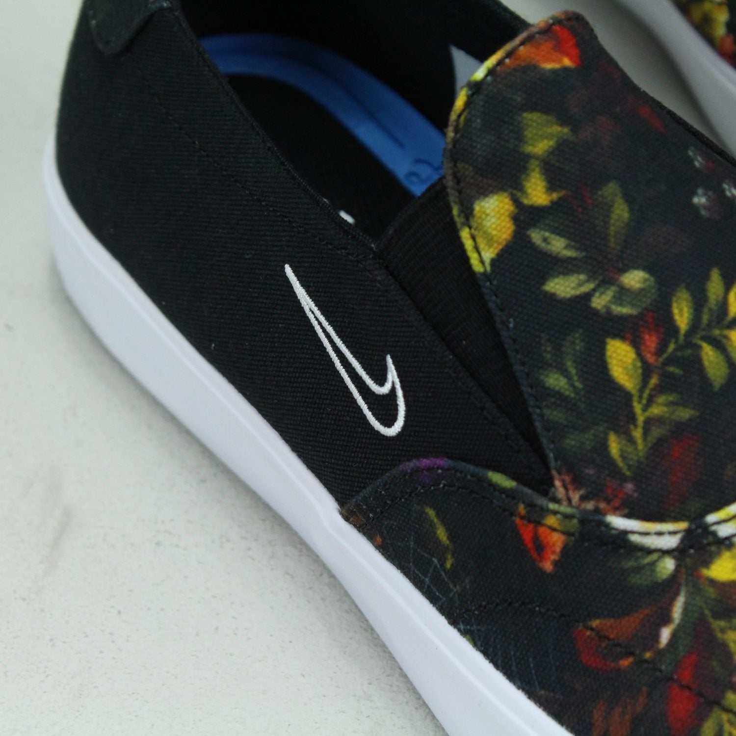 Nike SB Portmore II SLR Slip On Canvas Shoes Colour / Black / – Remix Casuals