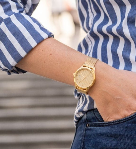 Horloge en bois comme idée cadeau pour la fête des mères