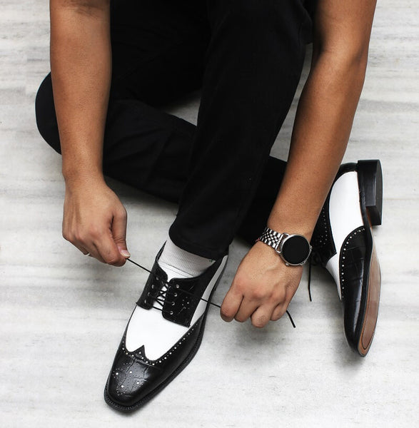 What Color Shoes To Wear With Black Trousers: Visual Coordination Guide 