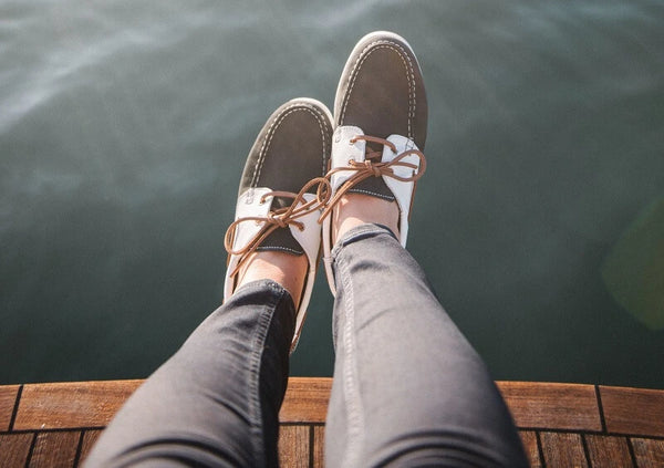 Men Wearing Boat Shoes with Jeans