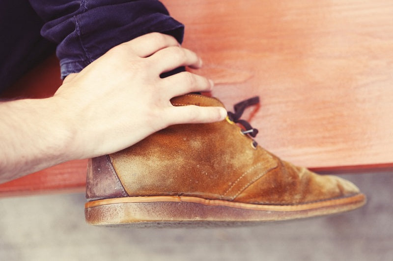 how to clean suede shoes