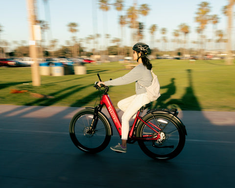 Glimpse about A girl riding Veloctric D2