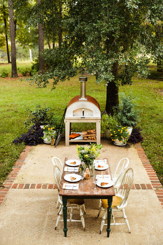 Woodfired pizza oven for the backyard & outdoor kitchen