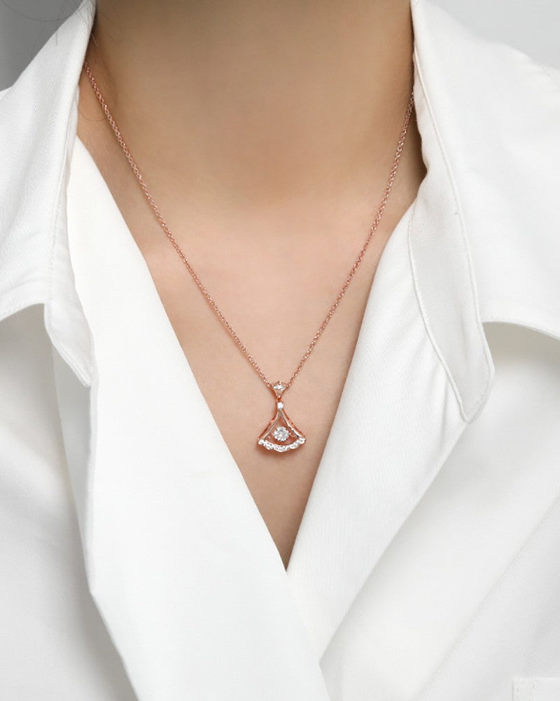 Valentine's Day Scallop Shaped Rhinestone Pendant Chain Necklace