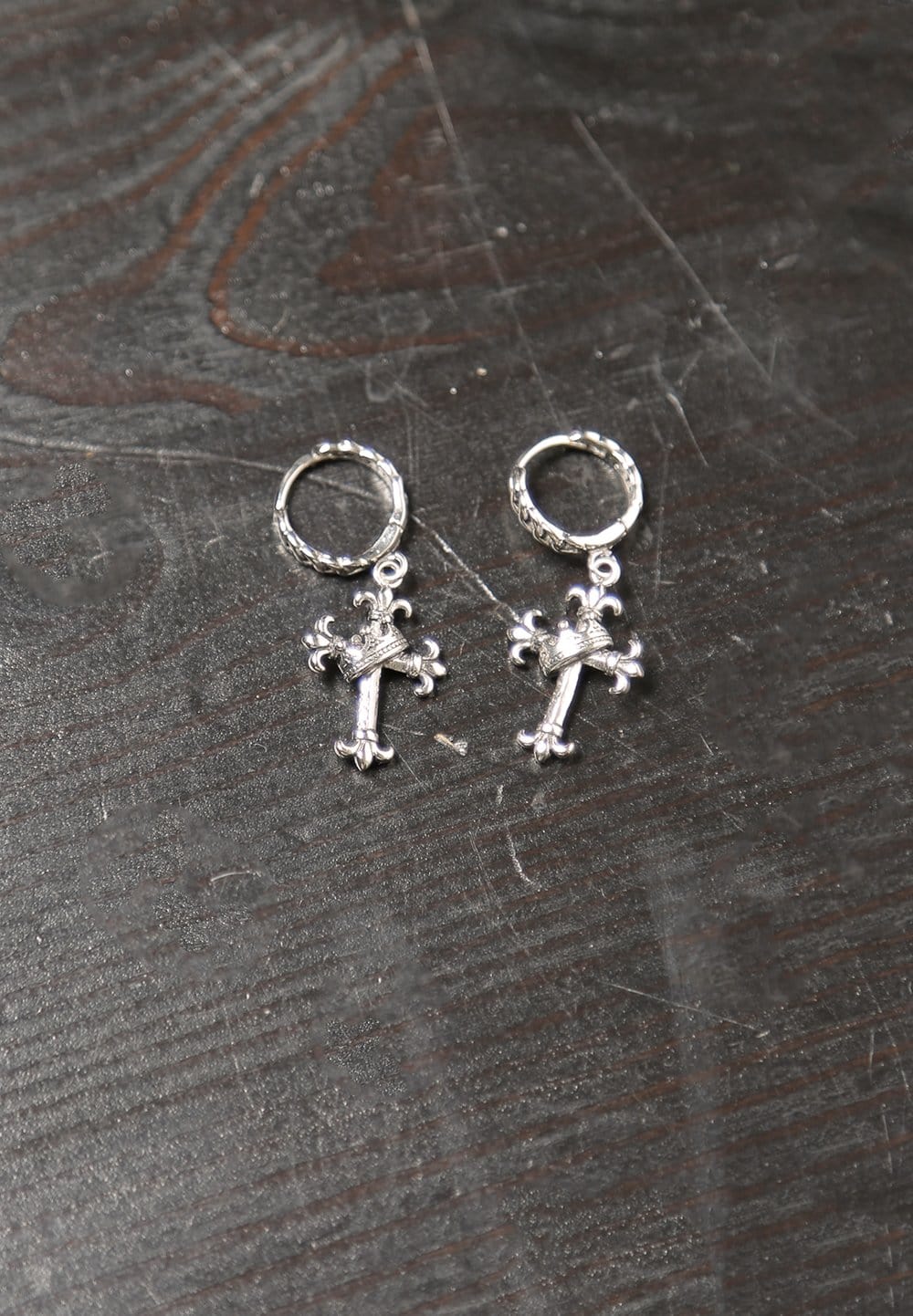 'iamkoko' Cross hoop earrings