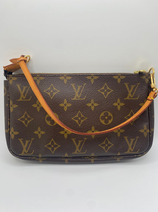 Louis Vuitton Saint Cloud MM – Preloved Luxe