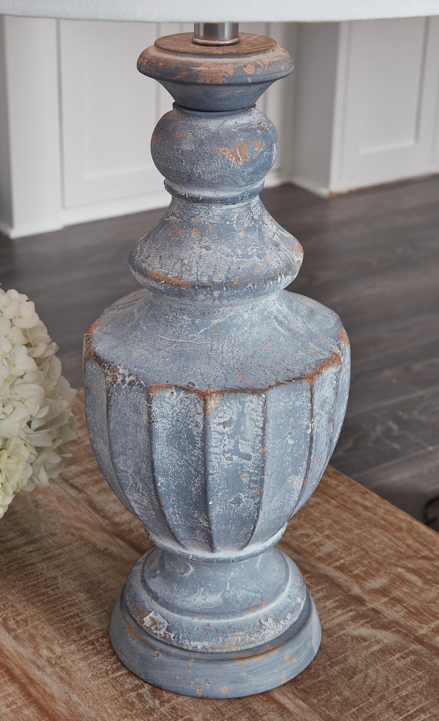 Cylerick Table Lamp - Image 6