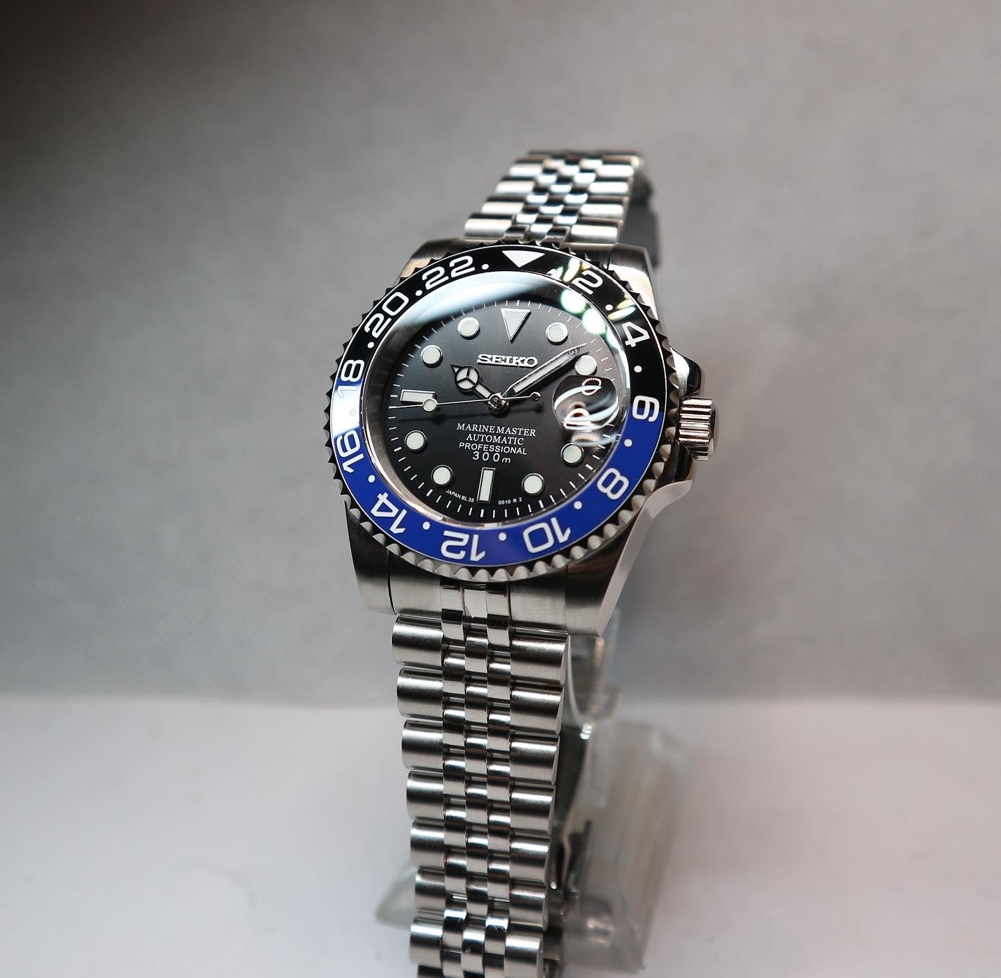 Montre Batman GMT seiko mod custom watch submariner – Moddertimer