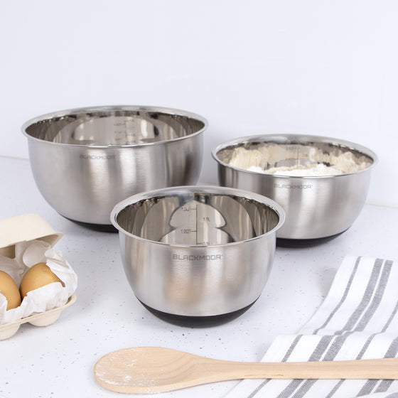 Set of 3 Stainless Steel Mixing Bowls Image 3