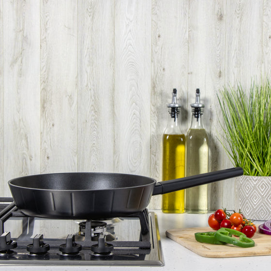 Neuvo 2-Piece Frying Pan & Saucepan Set Image 3