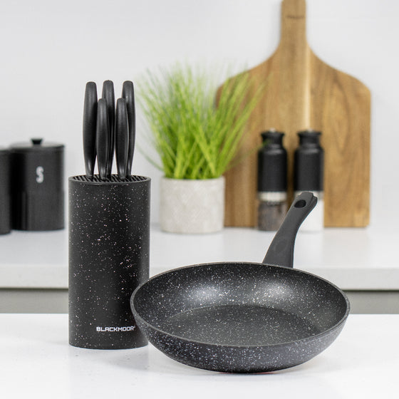Classic Frying Pan and Knife Set Black Image 1