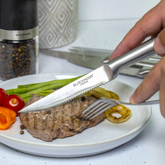 Set Of 6 Steak Knives Image 3