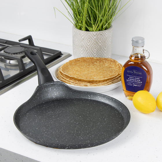 Classic 26cm Black Non Stick Pancake Pan Image 1