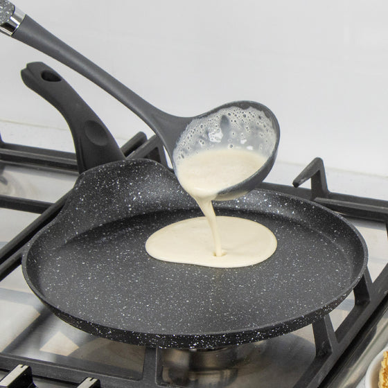 26cm Black Non Stick Pancake Pan | Blackmoor