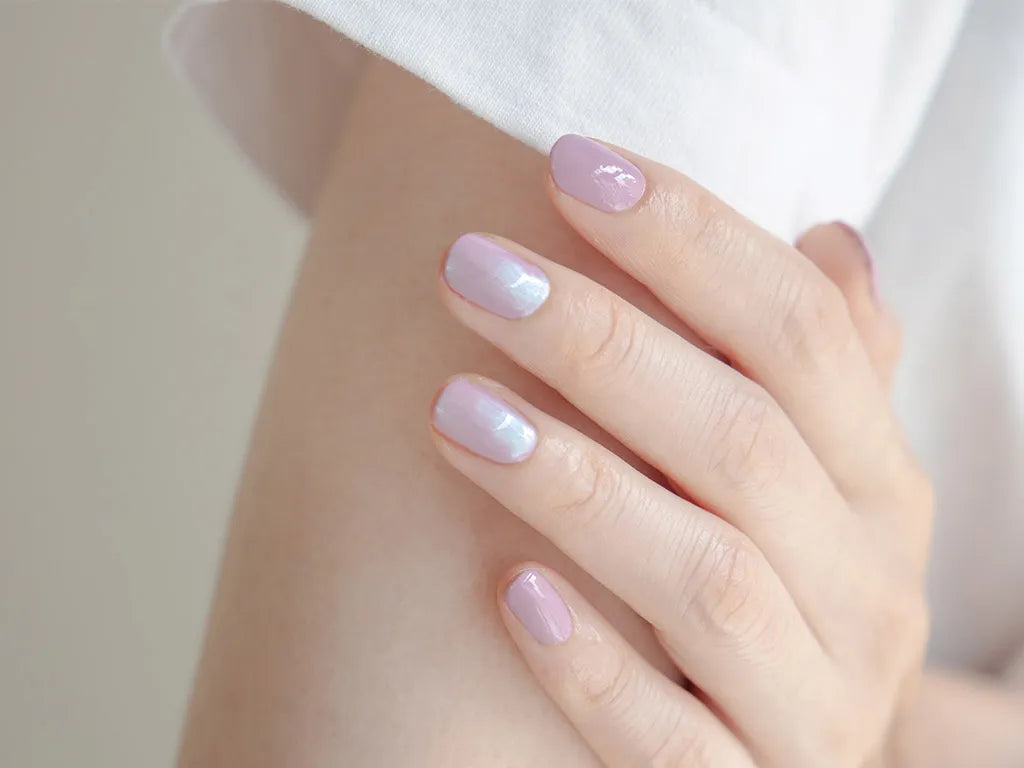 GLAZING OVER nail polish duo｜指先にひとさじの甘さを。 – NAILS INC