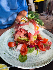 breakfast at the goldfish bowl armidale by pebbly path rocky road