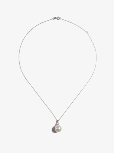 Freshwater Pearl Pendant With 18K Gold  FP18K27