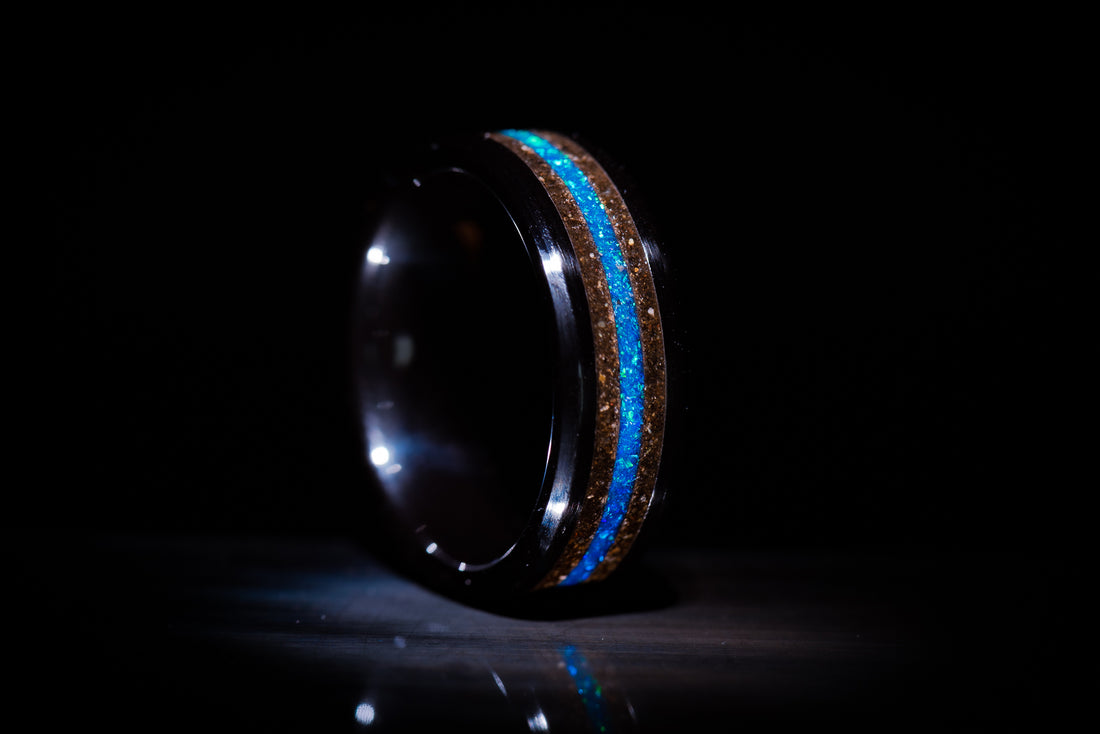 The Sand Ring - Black Ceramic Core – Sangreal Rings