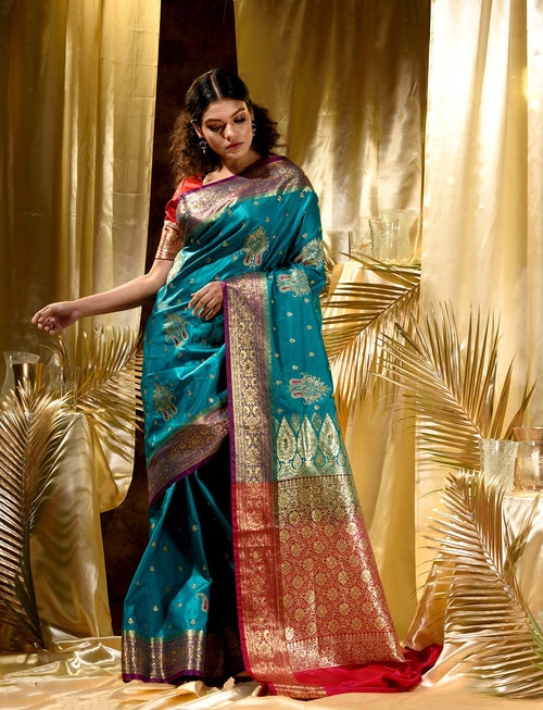 What Color Blouse Goes With A Saree?