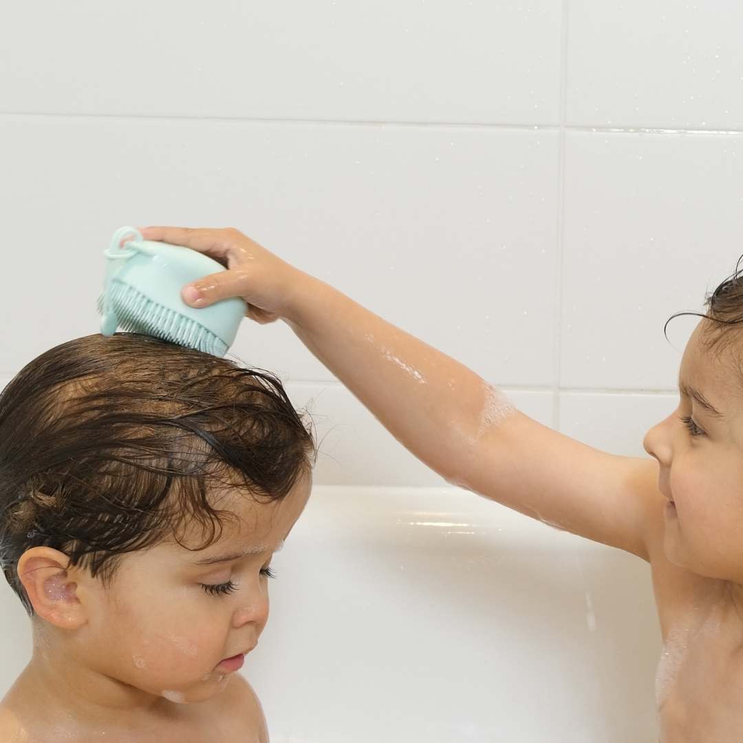 how to help your kids build confidence in looking after their own skin health with pebbl bath time brush