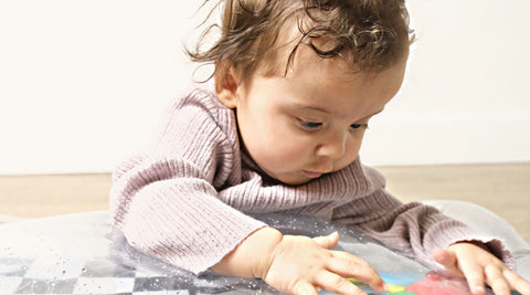 visual stimulation from the heads up tummy time play mat