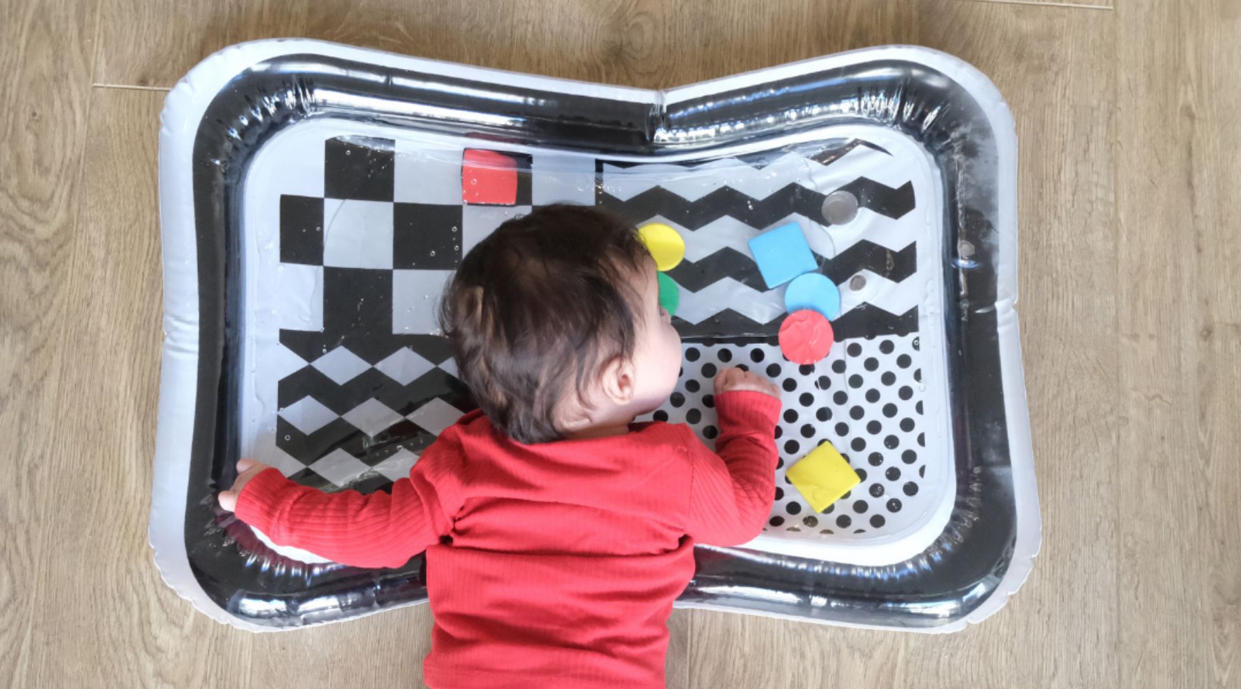 how to do tummy time using a soft sensory play mat for babies