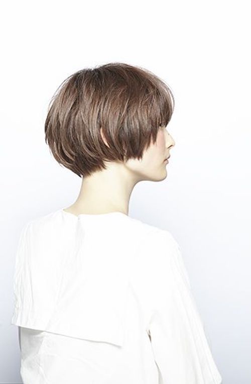 Tips From The Pros For Growing Out Your Hair by Iles Formula