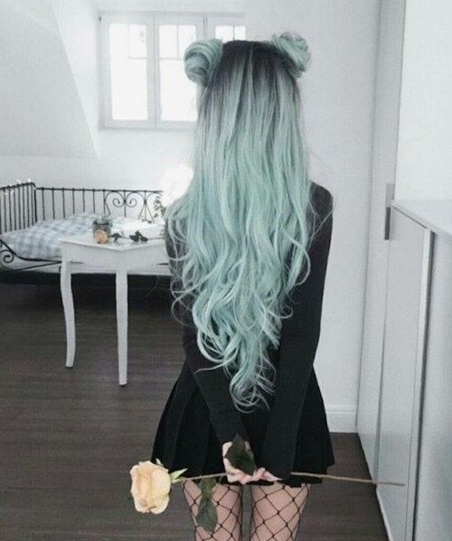 pastel mint green hair ombre