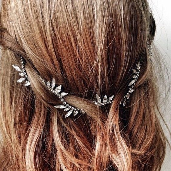 How to Transform Unused Jewelry Into Hair Accessories by Iles Formula