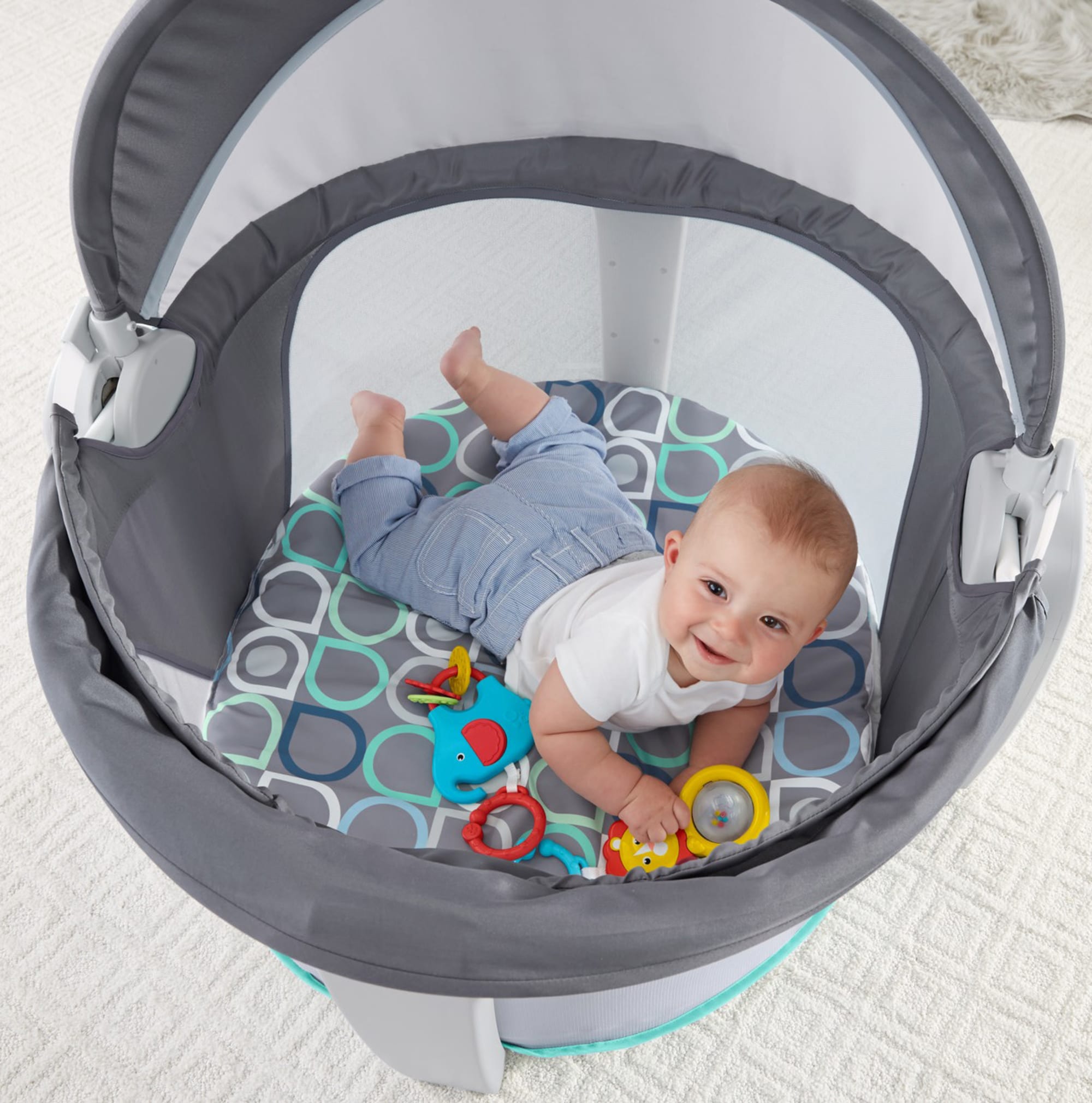 Sweet baby cupola. Кровать манеж Fisher Price. Манеж Фишер прайс.