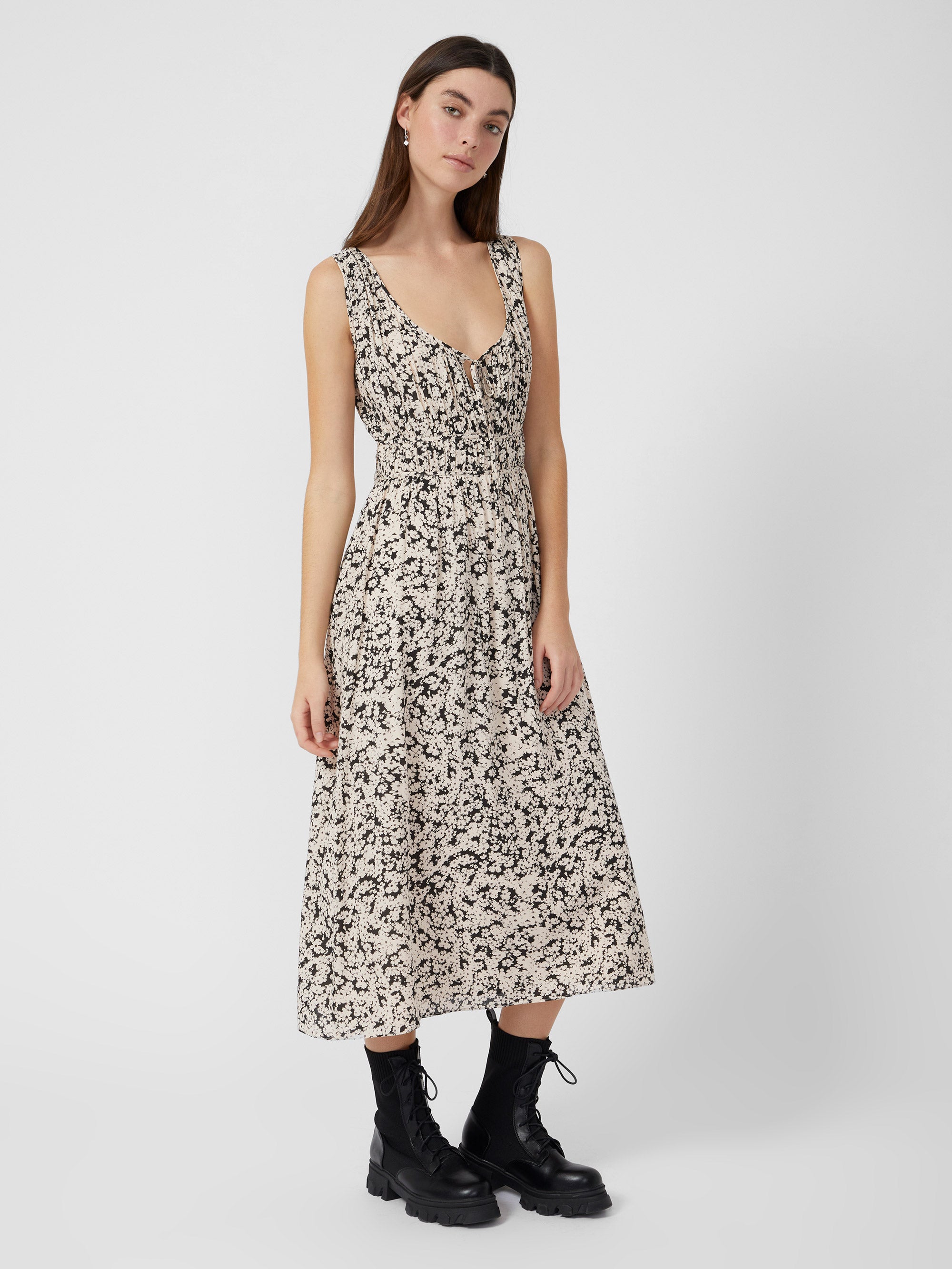 Soft Bloom Eco Midi Dress Black/Oyster