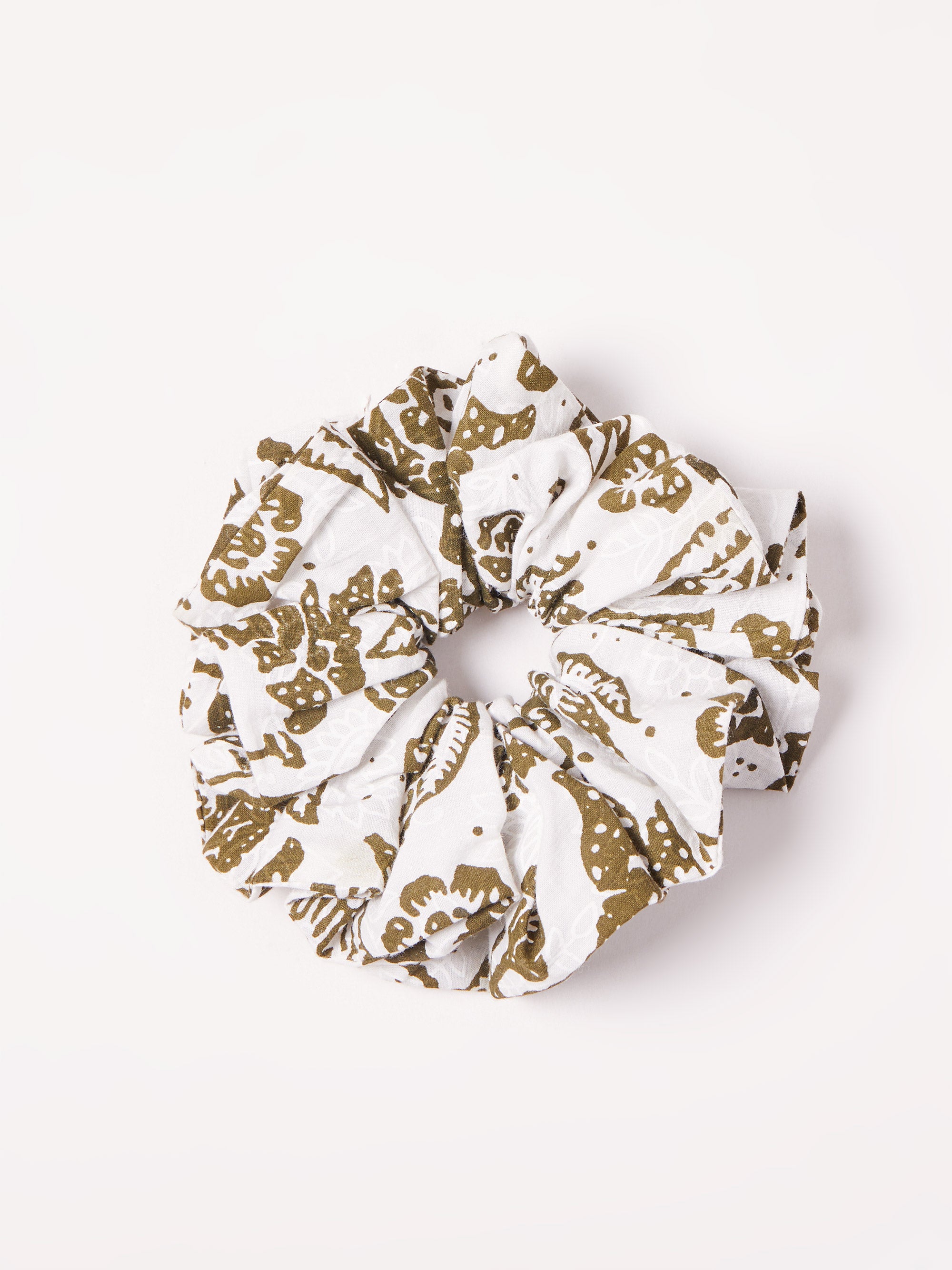 Winter Block Print Scrunchie White/Green