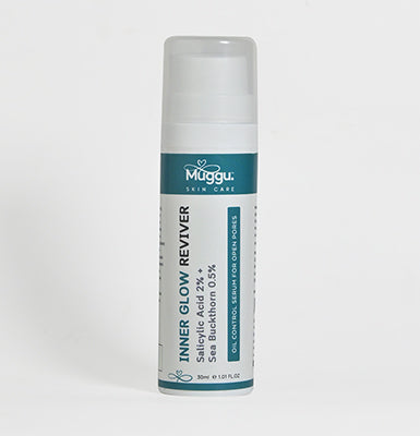 <p>Allow the serum to fully absorb before applying any other products.</p>