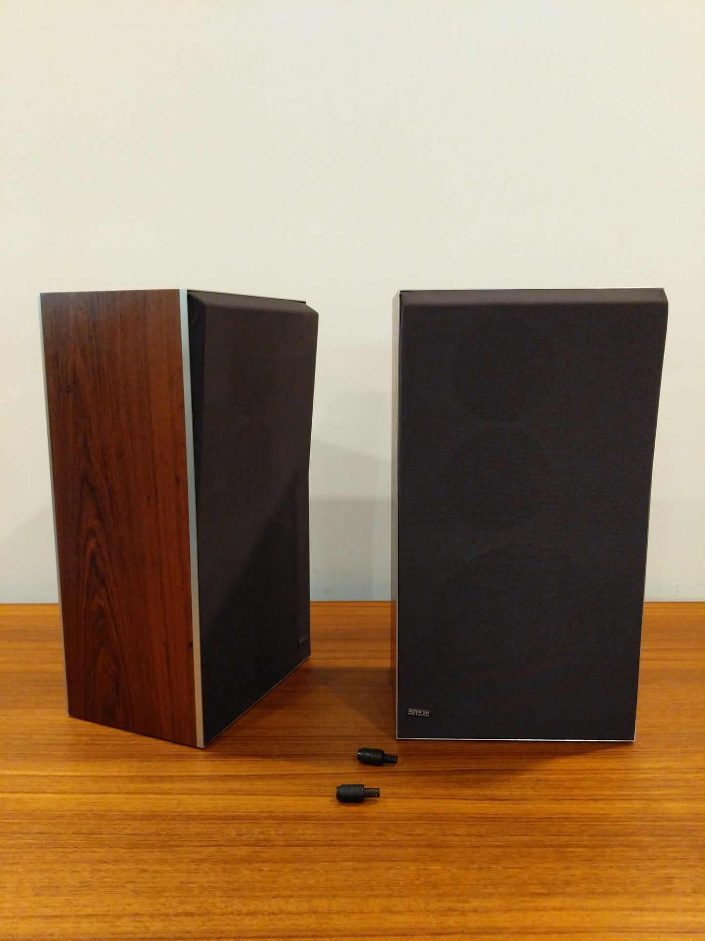 Trein Ophef Groene bonen Vintage Bang & Olufsen Beovox S45 / S45-2 Speakers – Far Out Finds