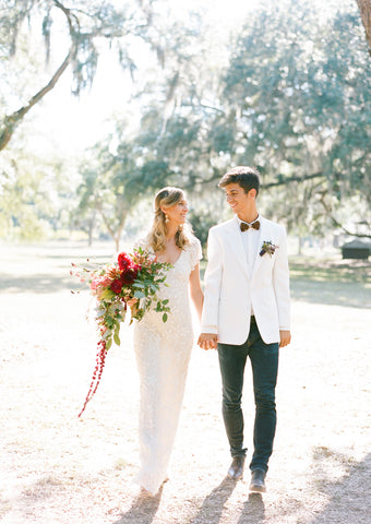 Worldwide Luxury Florist based in Atlanta, Georgia | Christy Hulsey + Colonial House of Flowers Bohemian Wildflower Foraged Garland Bride and Groom 