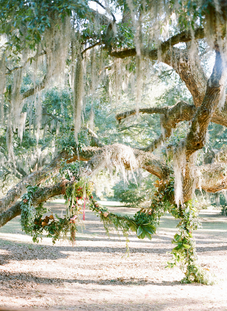 Worldwide Luxury Florist based in Atlanta, Georgia | Christy Hulsey + Colonial House of Flowers Bohemian Wildflower Foraged Garland 