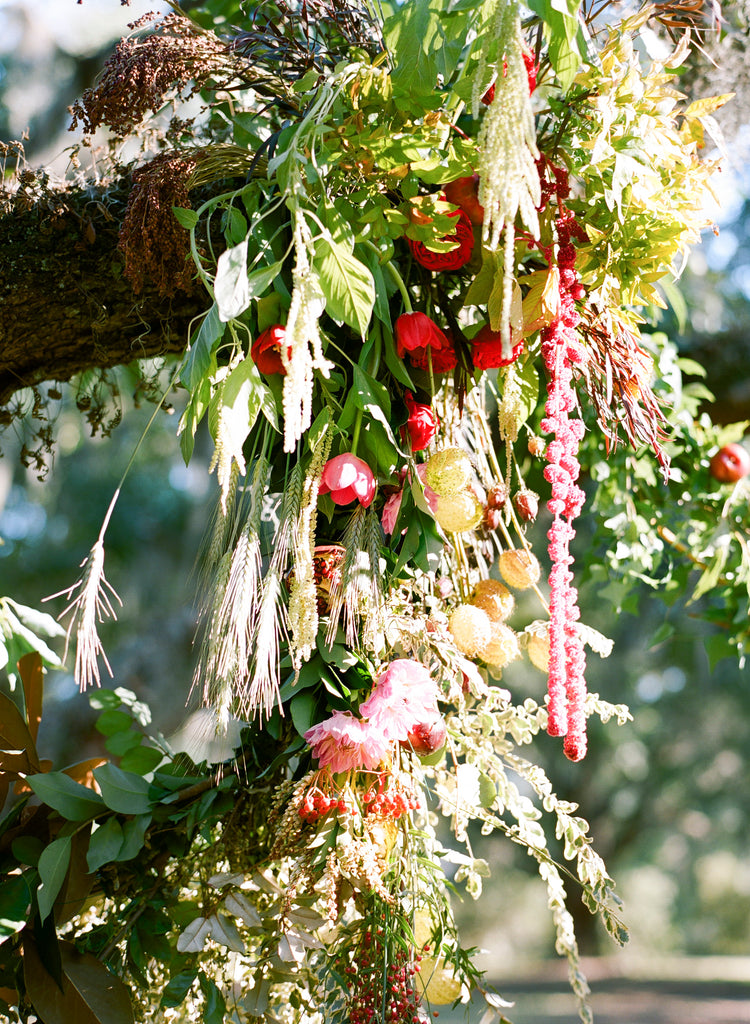 Worldwide Luxury Florist based in Atlanta, Georgia | Christy Hulsey + Colonial House of Flowers Bohemian Wildflower Foraged Garland 