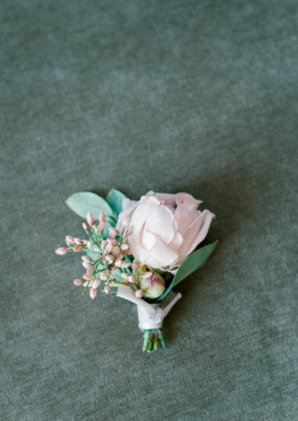 Colonial House of Flowers Worldwide Destination Florist based in Atlanta, Georgia  Jekyll Island Coastal White Pink Green Peony Wedding Boutonnière Pink