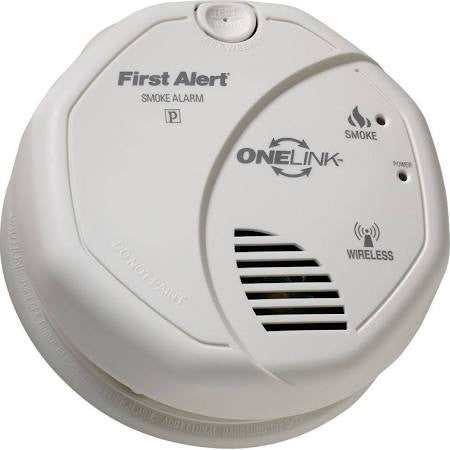 Wireless smoke and carbon monoxide detectors