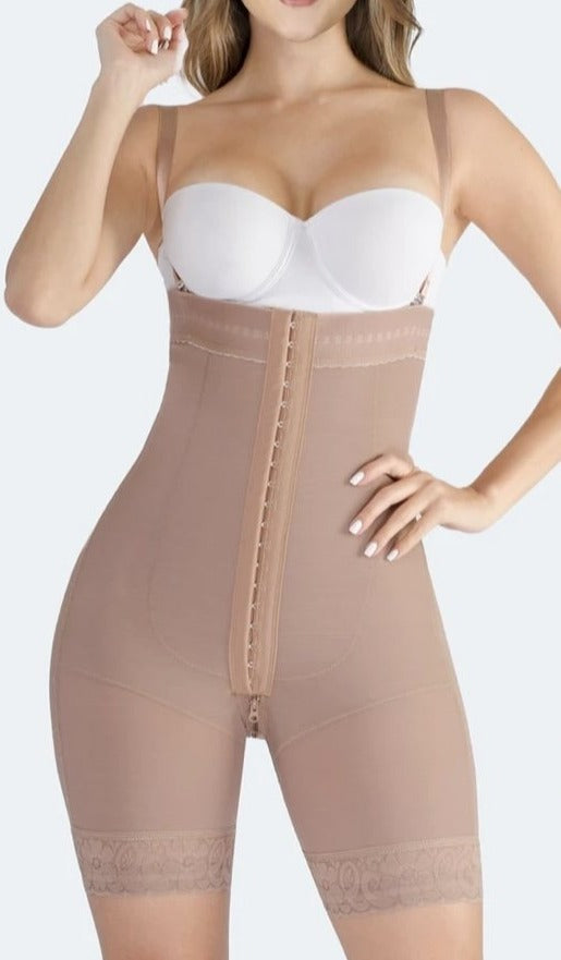 Black low-cut girdle with flat tummy - Cinelle Paris