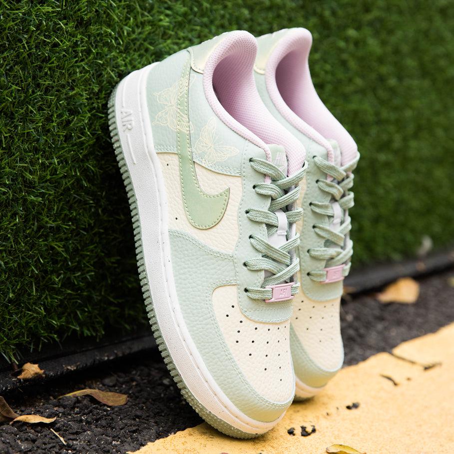 Beige Butterfly Custom Air Force 1 – unitecustom